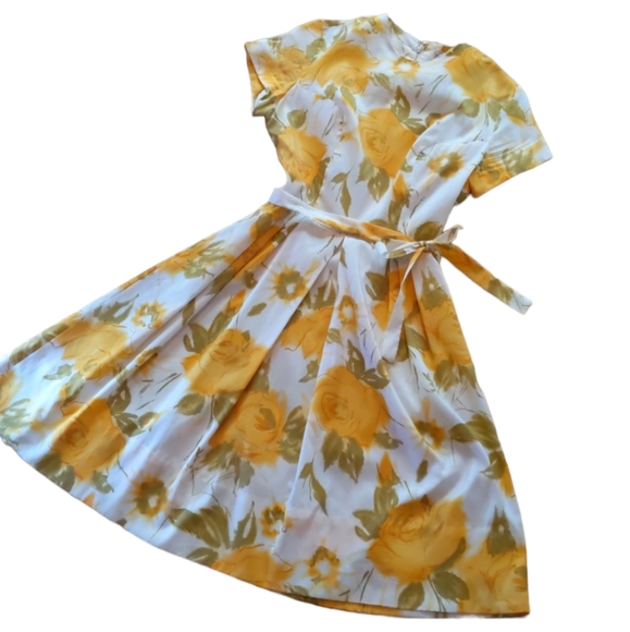 Vintage Dresses & Skirts - 1950s Vintage Dress, fit & flare, retro, exposed zipper pleated belt 60s classic